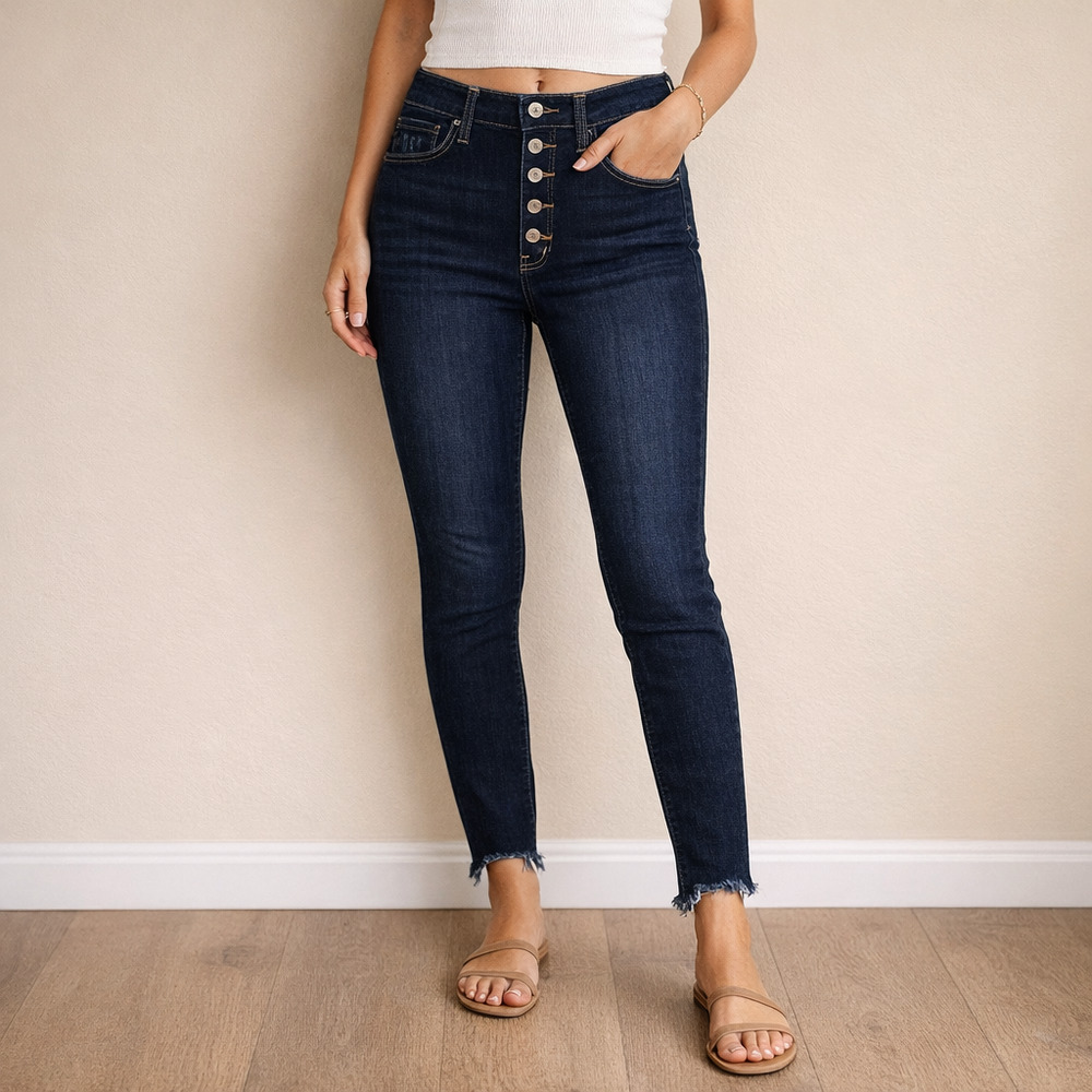 Women's KanCan Darkwash Denim Button Fly Fray Ankle Jeans | Size 9/28